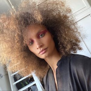 Meet your Posher, Rebekah